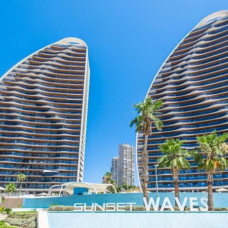 Sunset Waves Deluxe Apartments Poniente Beach Resort 貝尼多姆 外观 照片