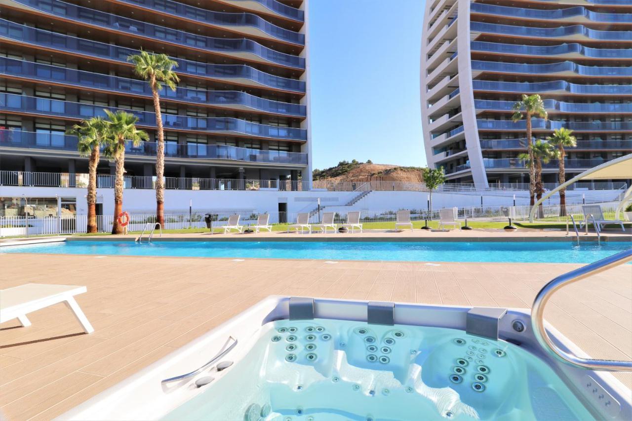 Sunset Waves Deluxe Apartments Poniente Beach Resort 貝尼多姆 外观 照片