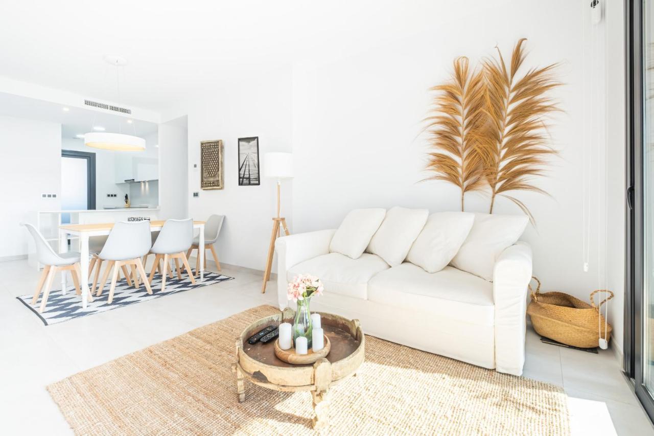 Sunset Waves Deluxe Apartments Poniente Beach Resort 貝尼多姆 外观 照片