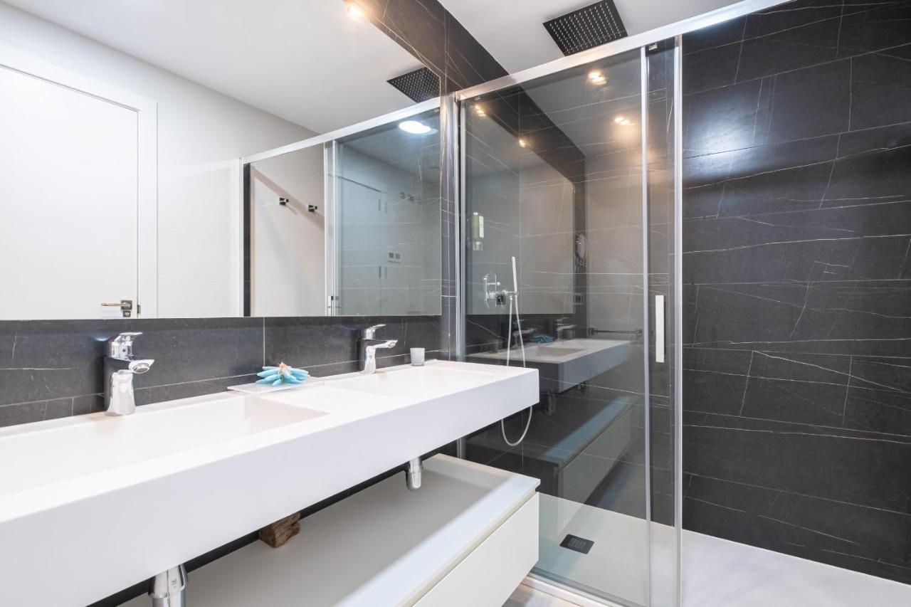 Sunset Waves Deluxe Apartments Poniente Beach Resort 貝尼多姆 外观 照片