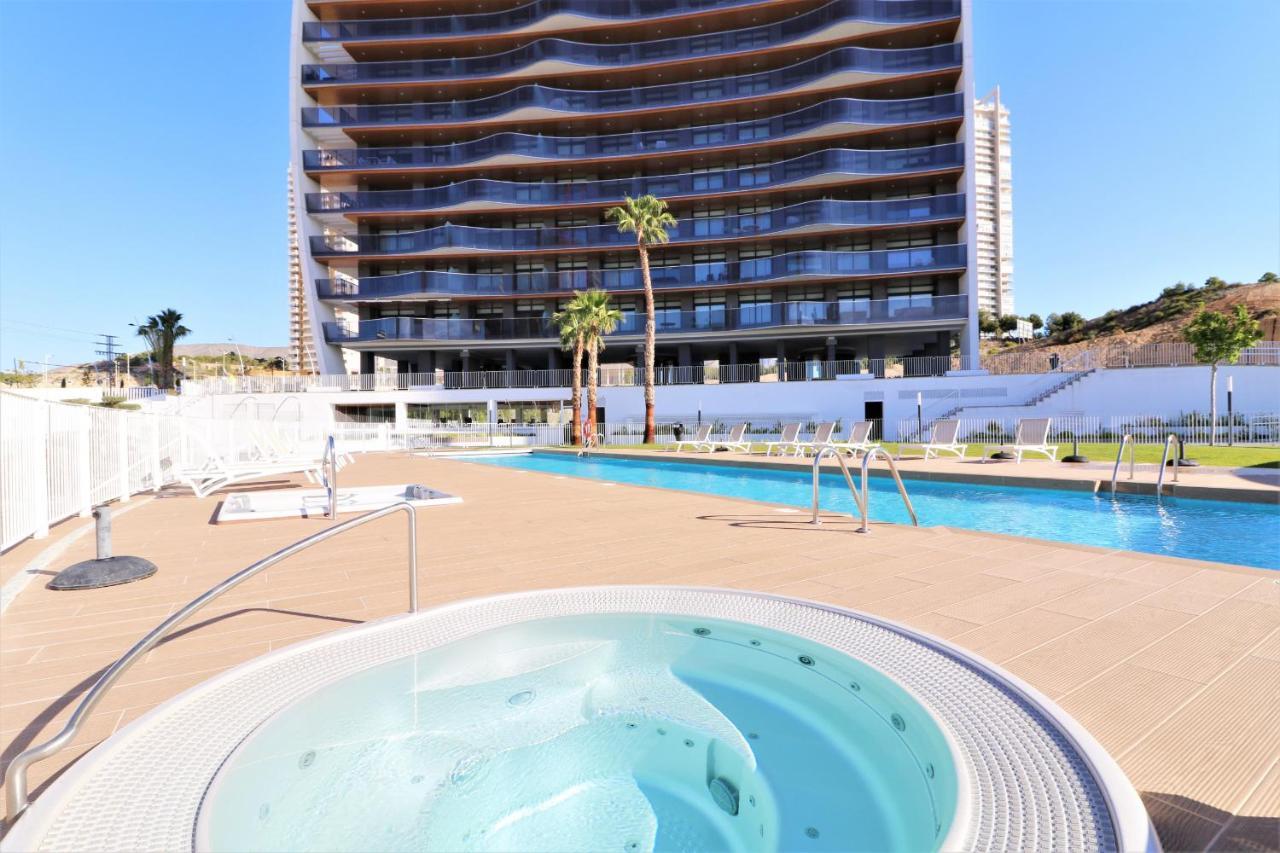Sunset Waves Deluxe Apartments Poniente Beach Resort 貝尼多姆 外观 照片