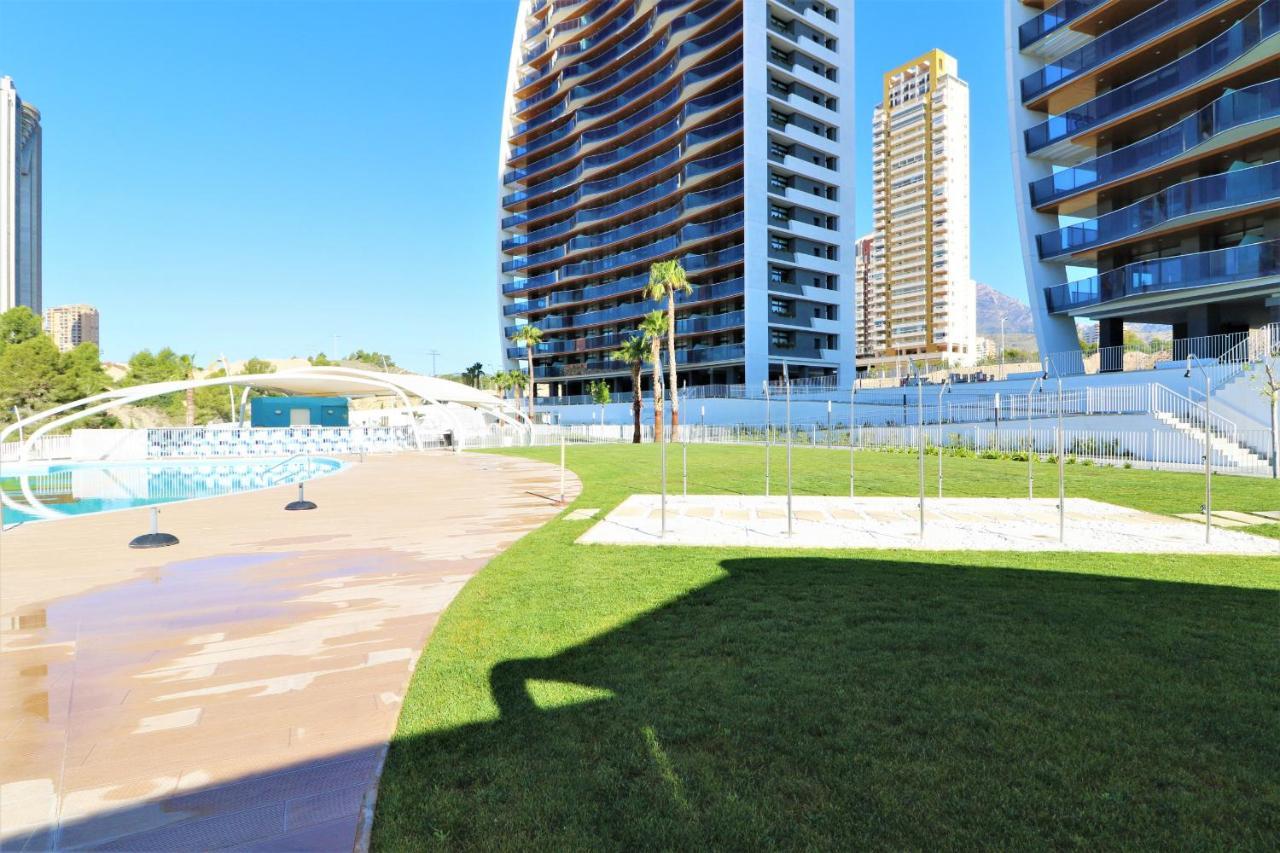Sunset Waves Deluxe Apartments Poniente Beach Resort 貝尼多姆 外观 照片