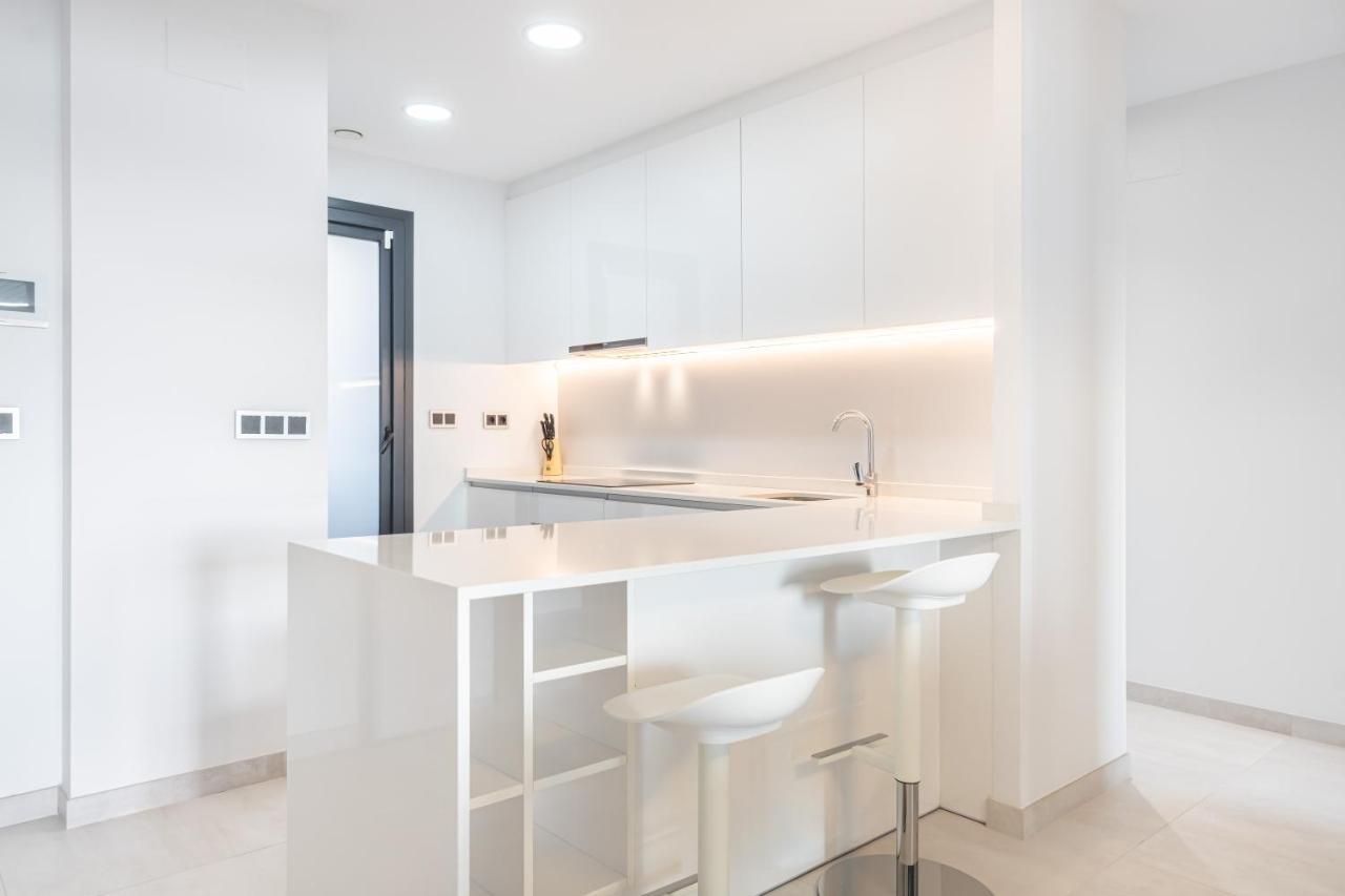 Sunset Waves Deluxe Apartments Poniente Beach Resort 貝尼多姆 外观 照片